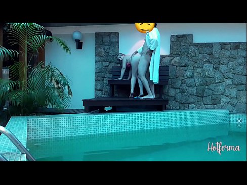 ❤️ A főnök meghívja a szobalányt a medencébe, de nem tud ellenállni egy forró ️❌ Porno at hu.sexvideogif.ru ❌️❤